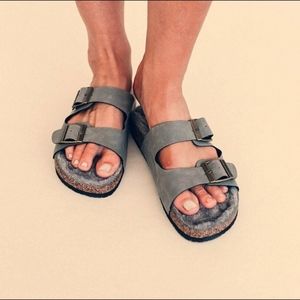 Grey Vegan Furry Sandals New 10 So Soft!!